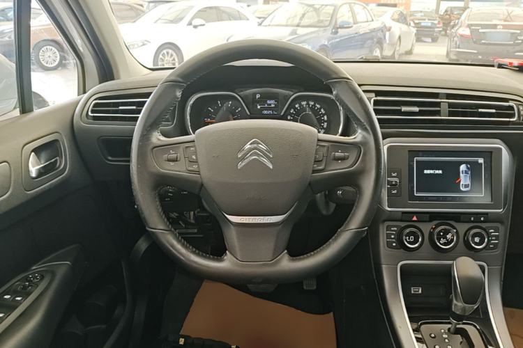 Used Citroen C4 Sega 2016 1.6L Automatic Luxury Model Steering Wheel