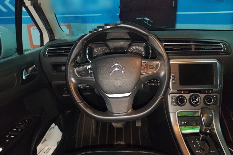 Used Citroen C4 Sega 2016 1.6L Automatic Luxury Model Steering Wheel