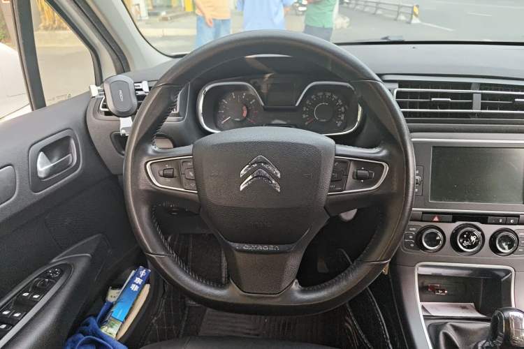 Used Citroen C4 Sega 2016 1.6L Manual Luxury Model Steering Wheel