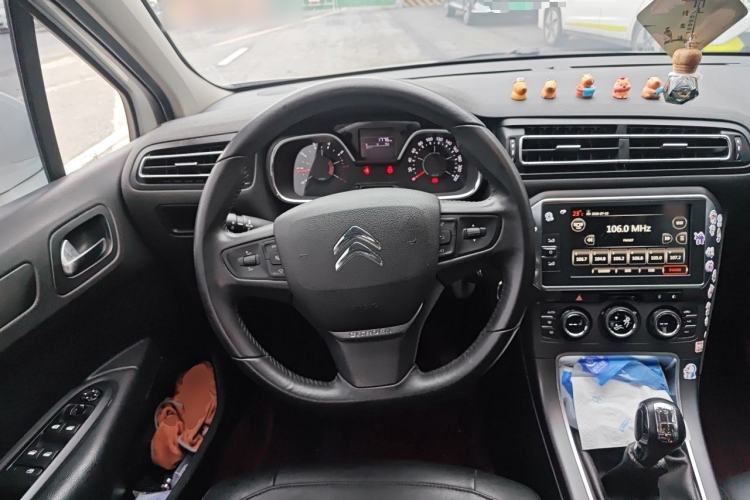 Used Citroen C4 Sega 2016 1.6L Manual Luxury Model Steering Wheel