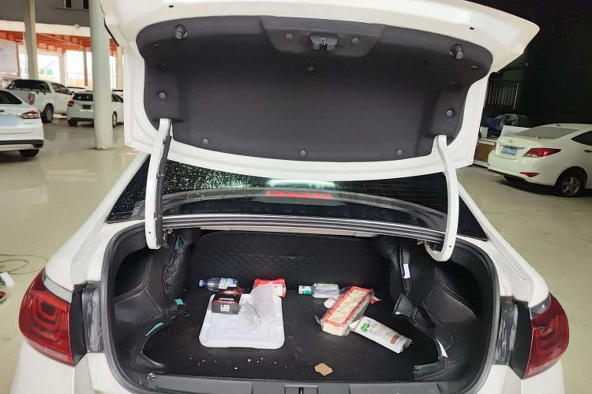 Used Citroen C4 Sega 2016 1.6L Manual Comfort Model Trunk