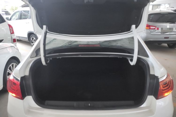 Used Citroen C4 Sega 2016 1.6L Automatic Comfort Model Trunk