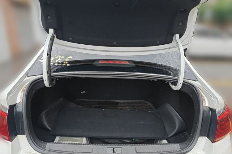 Used Citroen C4 Sega 2016 1.6L Manual Comfort Model Trunk