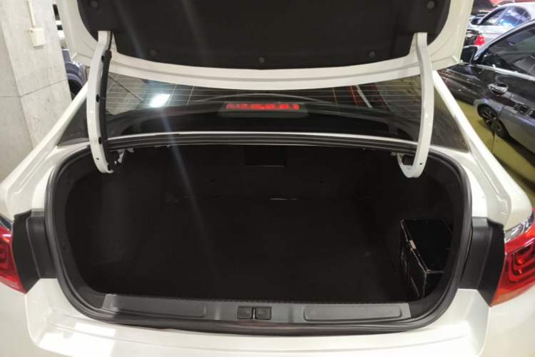 Used Citroen C4 Sega 2016 1.6L Automatic Luxury Model Trunk