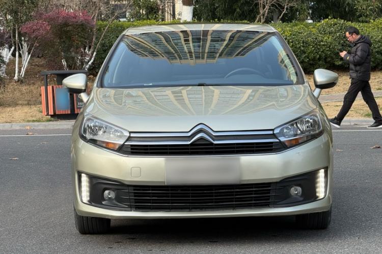 Used Citroen C4 Sega 2016 1.6L Automatic Luxury Model Exterior 2