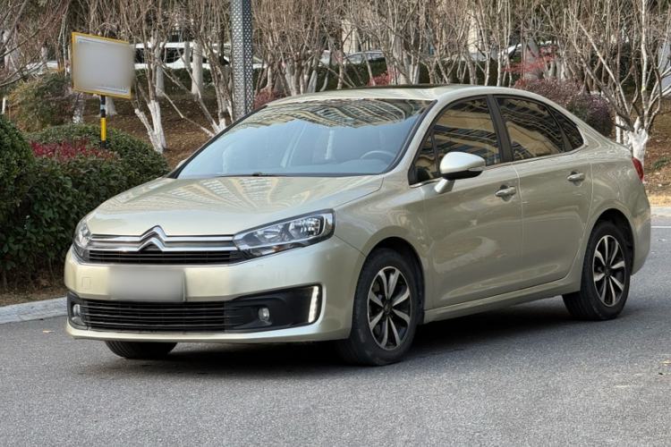 Used Citroen C4 Sega 2016 1.6L Automatic Luxury Model Exterior 3