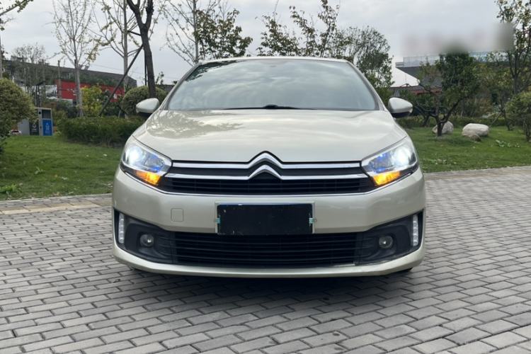 Used Citroen C4 Sega 2016 1.6L Automatic Luxury Model Exterior 5