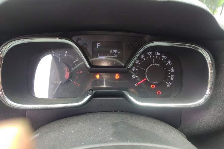 Used Citroen C4 Sega 2016 1.6L Automatic Luxury Model Instrument Cluster