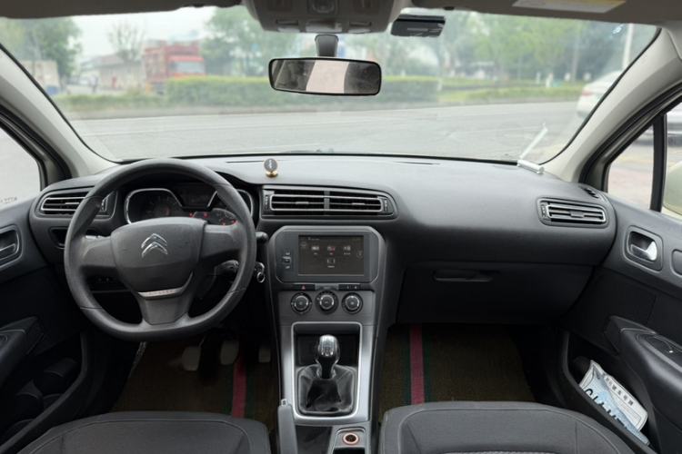 Used Citroen C4 Sega 2016 1.6L Manual Comfort Model Interior 3
