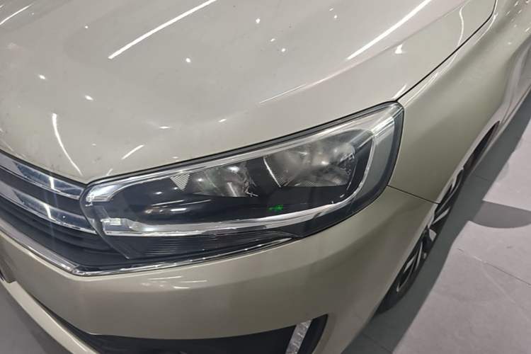 Used Citroen C4 Sega 2016 1.6L Automatic Luxury Model Left Front Headlight