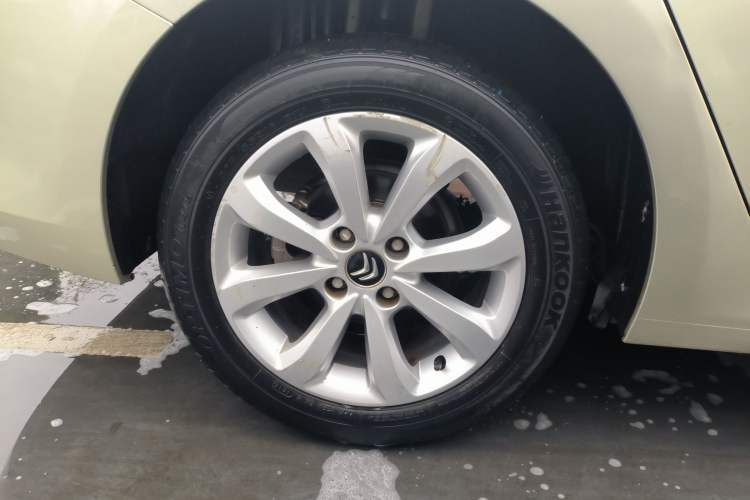 Used Citroen C4 Sega 2016 1.6L Automatic Comfort Model Right Rear Wheel Hub