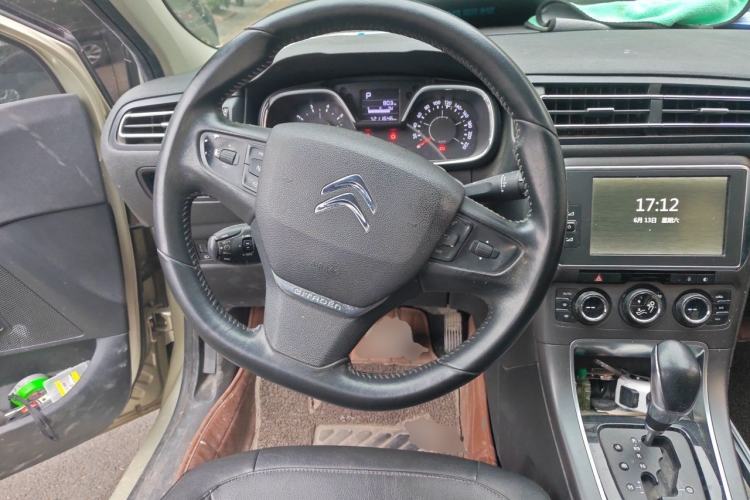 Used Citroen C4 Sega 2016 1.6L Automatic Luxury Model Steering Wheel