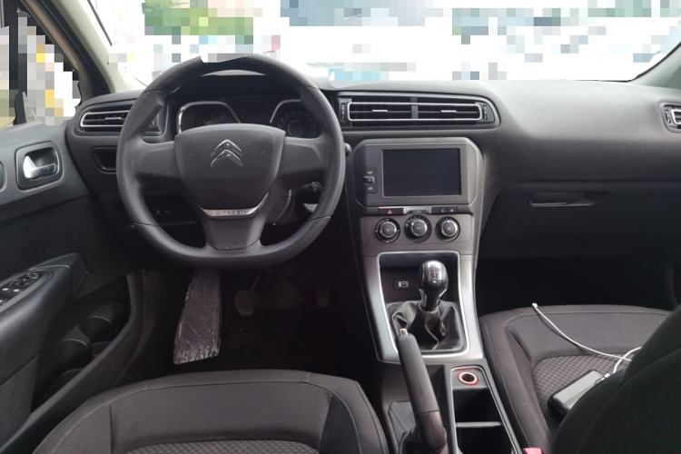 Used Citroen C4 Sega 2016 1.6L Manual Comfort Model Steering Wheel