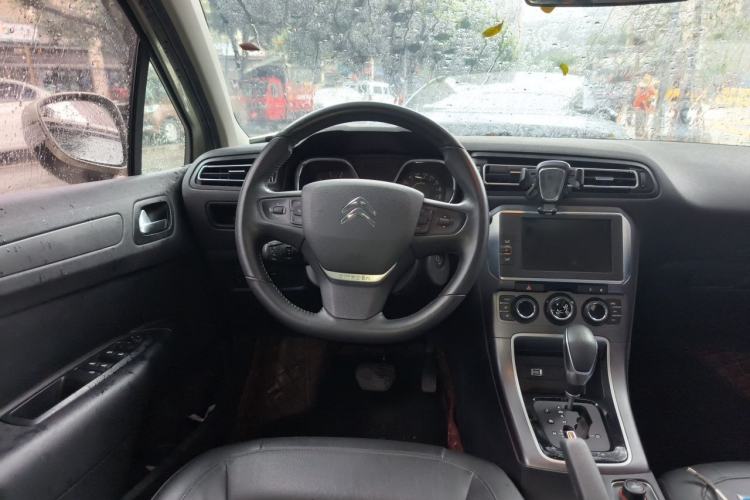 Used Citroen C4 Sega 2016 1.6L Automatic Luxury Model Steering Wheel