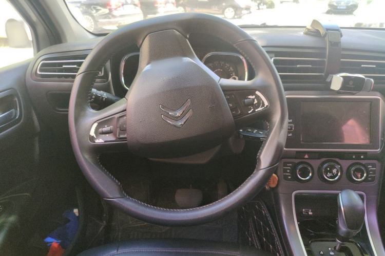 Used Citroen C4 Sega 2016 1.6L Automatic Luxury Model Steering Wheel