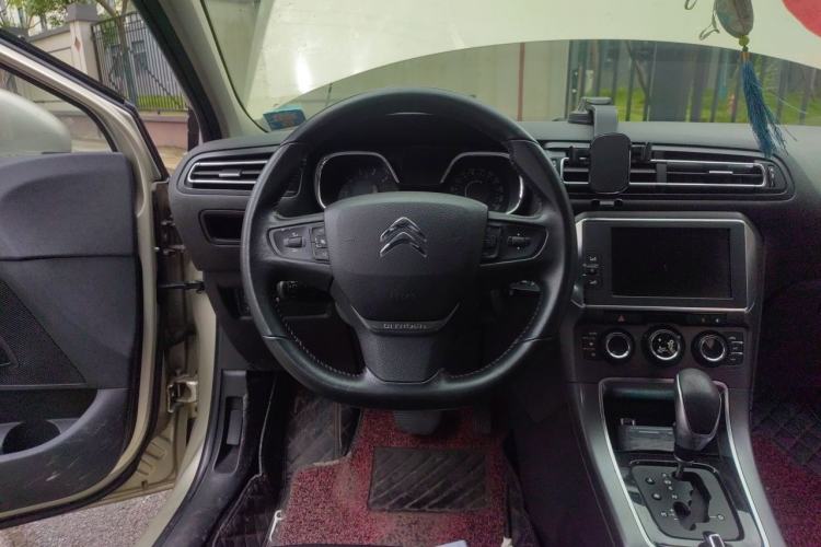 Used Citroen C4 Sega 2016 1.6L Automatic Luxury Model Steering Wheel