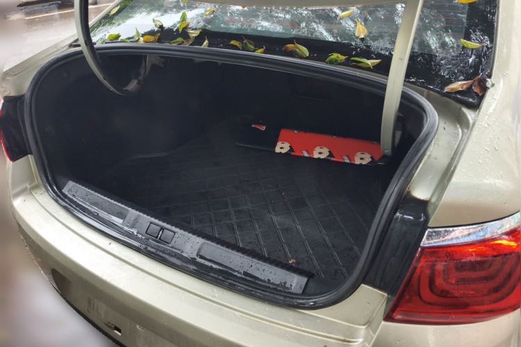Used Citroen C4 Sega 2016 1.6L Automatic Luxury Model Trunk