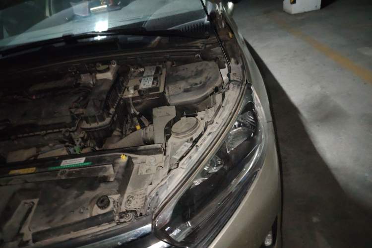 Used Citroen C4 Sega 2018 1.6L Automatic Luxury Model Engine Bay Left