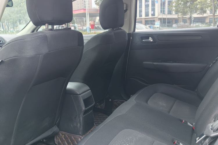 Used Citroen C4 Sega 2018 1.6L Manual Luxury Model Interior 2