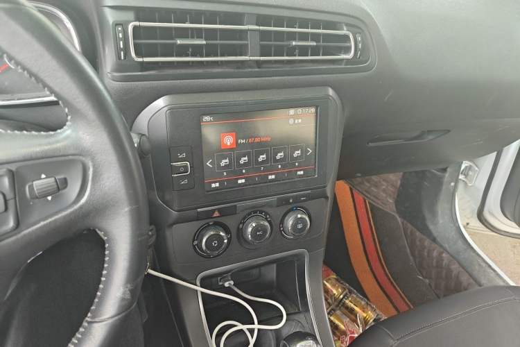 Used Citroen C4 Sega 2018 1.6L Manual Luxury Model Audio And AC Panel