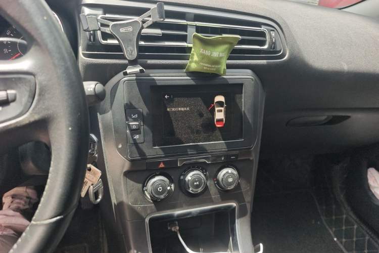 Used Citroen C4 Sega 2018 1.6L Manual Luxury Model Audio And AC Panel