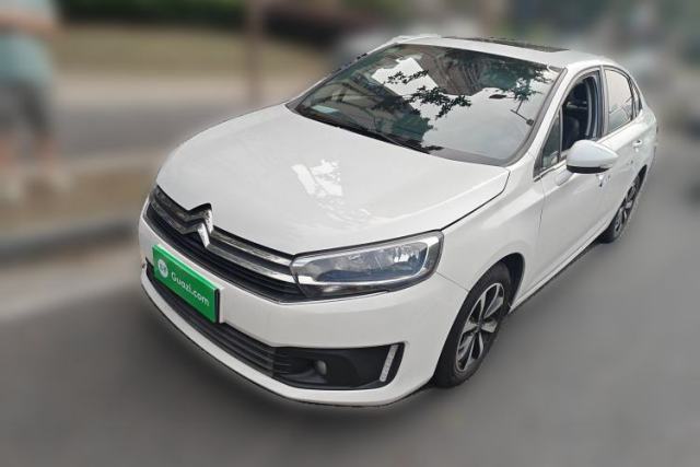 Ojetý Citroen C4 Sega 2018 1.6L Automatic Luxury Model