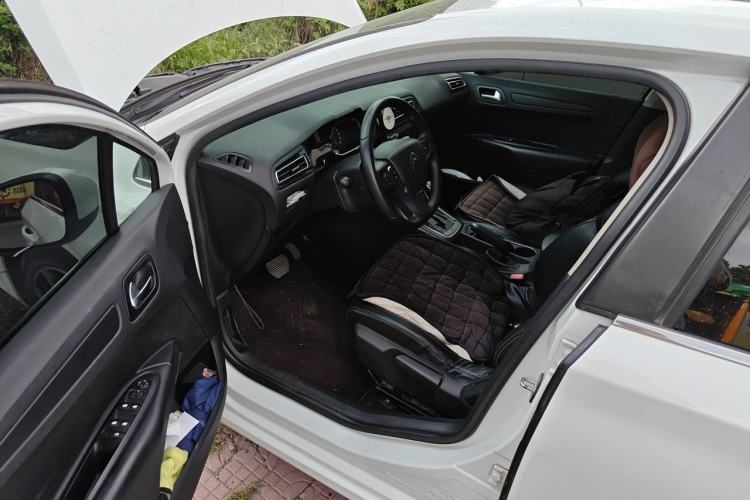 Used Citroen C4 Sega 2018 1.6L Automatic Luxury Model Driver Seat