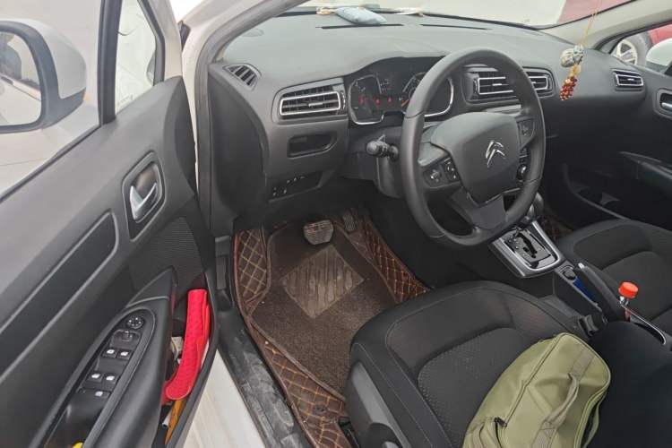 Used Citroen C4 Sega 2018 1.6L Automatic Luxury Model Driver Seat