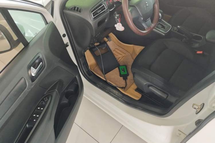 Used Citroen C4 Sega 2018 1.6L Automatic Comfort Model Driver Seat