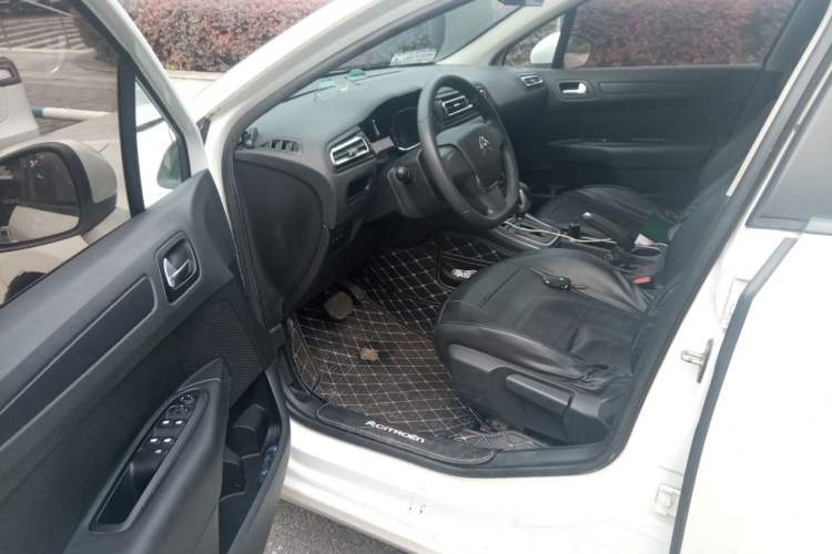 Used Citroen C4 Sega 2018 1.6L Automatic Comfort Model Driver Seat