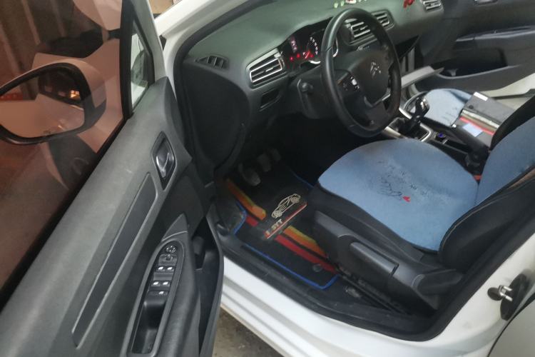 Used Citroen C4 Sega 2018 1.6L Manual Luxury Model Driver Seat