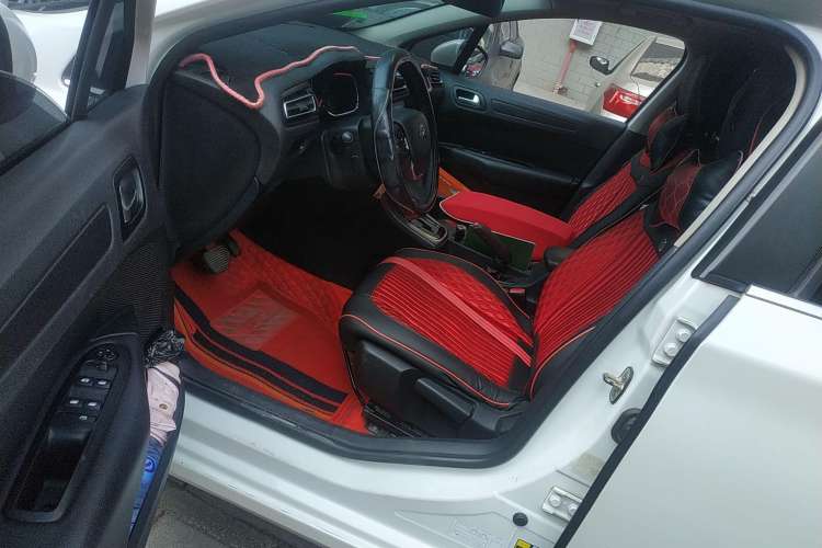 Used Citroen C4 Sega 2018 1.6L Automatic Luxury Model Driver Seat