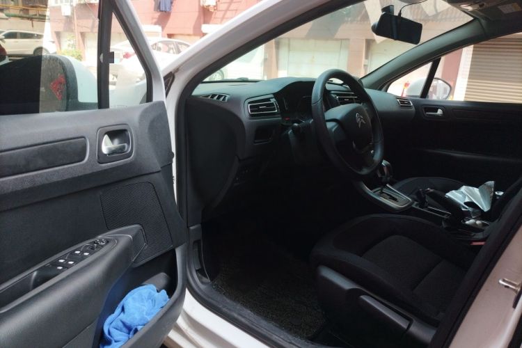 Used Citroen C4 Sega 2018 1.6L Automatic Comfort Model Driver Seat