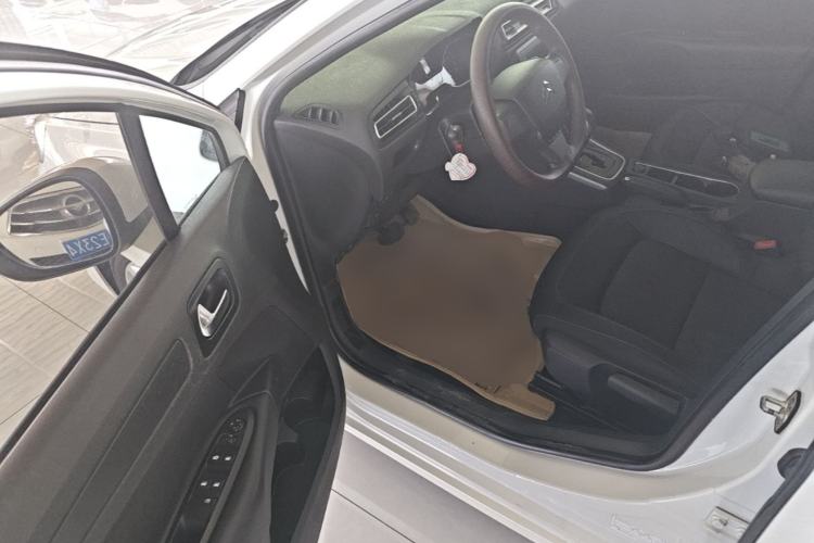 Used Citroen C4 Sega 2018 1.6L Automatic Comfort Model Driver Seat