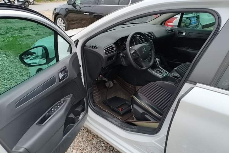 Used Citroen C4 Sega 2018 1.6L Automatic Luxury Model Driver Seat
