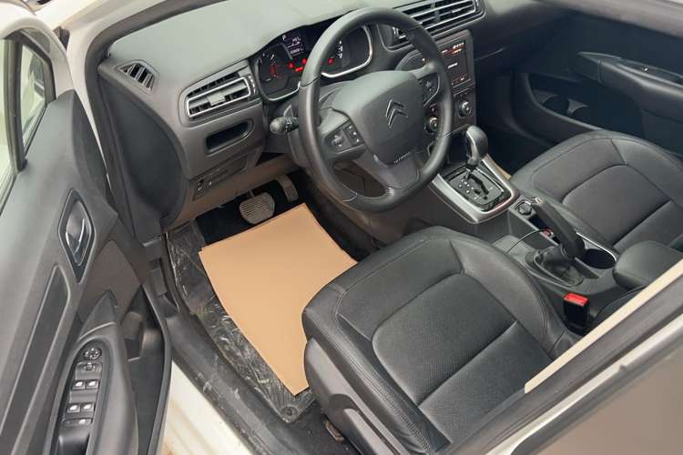 Used Citroen C4 Sega 2018 1.6L Automatic Luxury Model Driver Seat