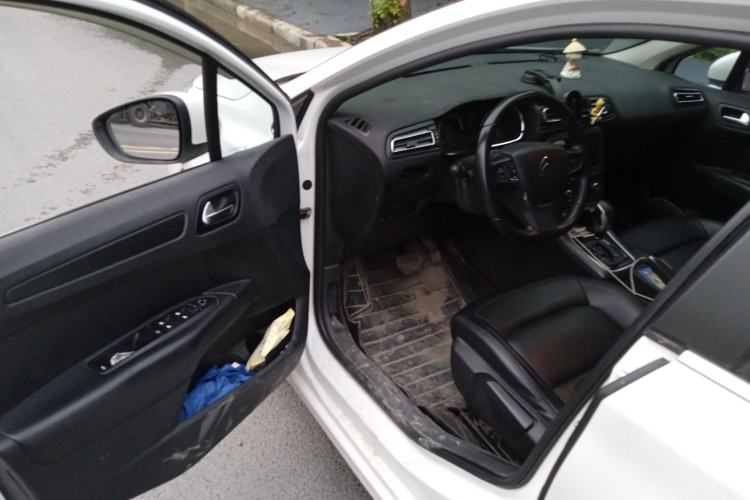Used Citroen C4 Sega 2018 1.6L Automatic Luxury Model Driver Seat