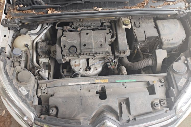 Used Citroen C4 Sega 2018 1.6L Manual Luxury Model Engine Bay