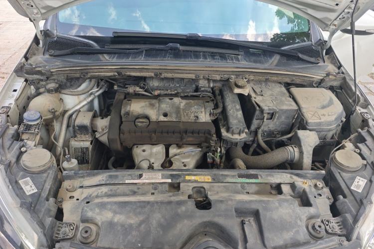 Used Citroen C4 Sega 2018 1.6L Manual Luxury Model Engine Bay