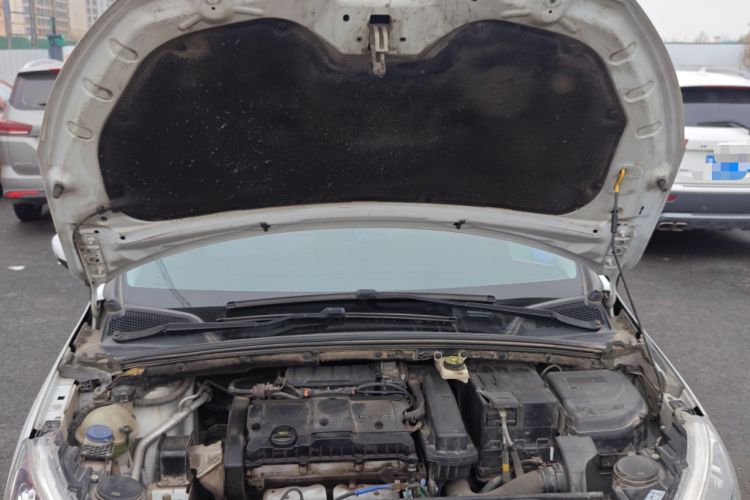 Used Citroen C4 Sega 2018 1.6L Automatic Luxury Model Engine Bay