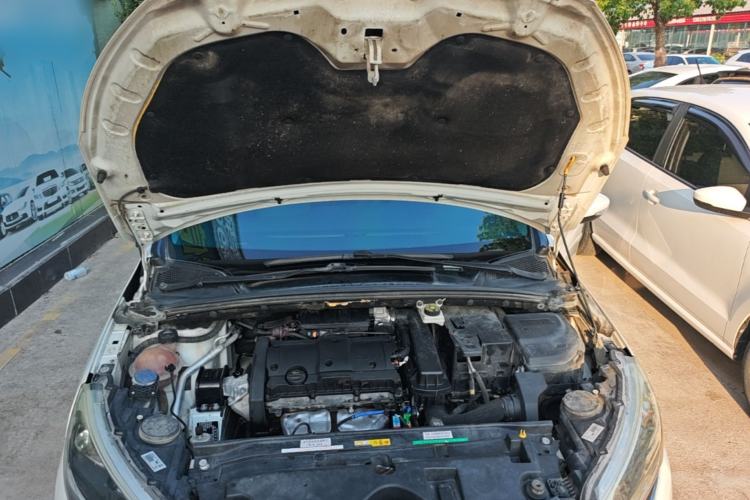 Used Citroen C4 Sega 2018 1.6L Automatic Luxury Model Engine Bay