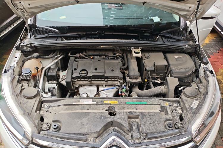 Used Citroen C4 Sega 2018 1.6L Manual Luxury Model Engine Bay