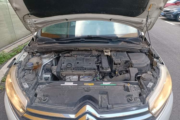 Used Citroen C4 Sega 2018 1.6L Automatic Luxury Model Engine Bay