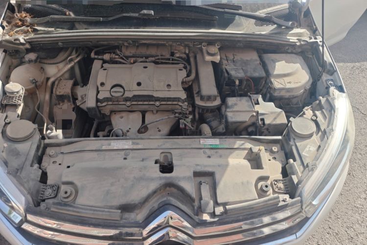 Used Citroen C4 Sega 2018 1.6L Manual Comfort Model Engine Bay