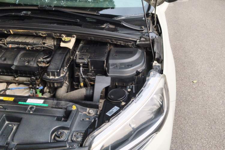 Used Citroen C4 Sega 2018 1.6L Automatic Luxury Model Engine Bay Left
