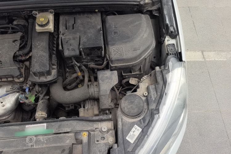 Used Citroen C4 Sega 2018 1.6L Automatic Luxury Model Engine Bay Left