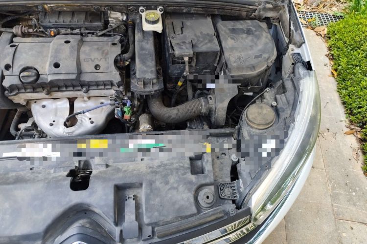 Used Citroen C4 Sega 2018 1.6L Manual Luxury Model Engine Bay Left