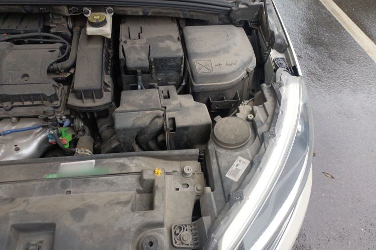 Used Citroen C4 Sega 2018 1.6L Manual Comfort Model Engine Bay Left