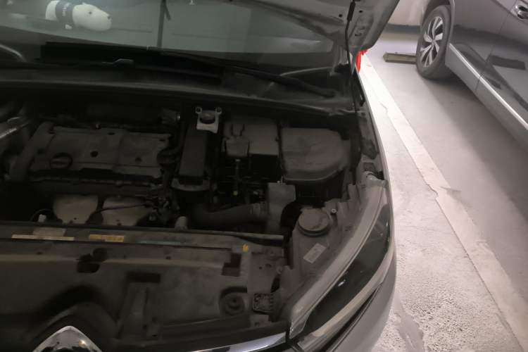 Used Citroen C4 Sega 2018 1.6L Automatic Luxury Model Engine Bay Left