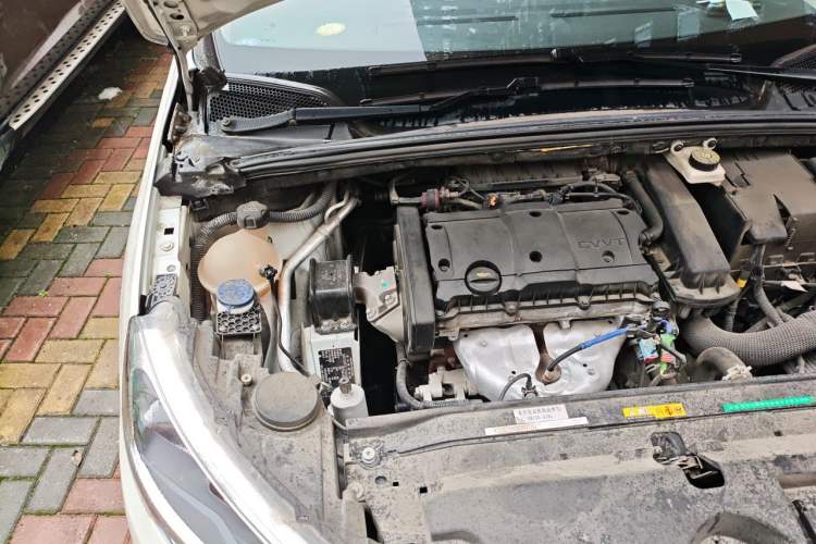 Used Citroen C4 Sega 2018 1.6L Manual Luxury Model Engine Bay Right